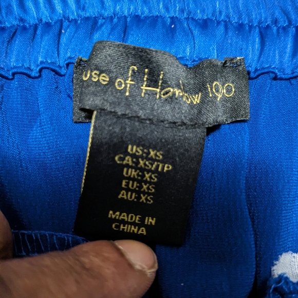 Set - Picture 3 of 7